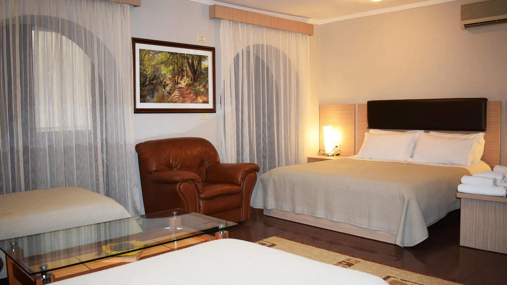 Freddy'S Hotel Tirana