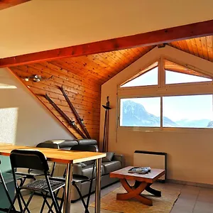 https://agreable-t3-mezzanine-jusqua-5-personnes.fr-provencehotel.com