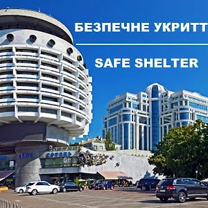 *** Hotel Salute Ukraine