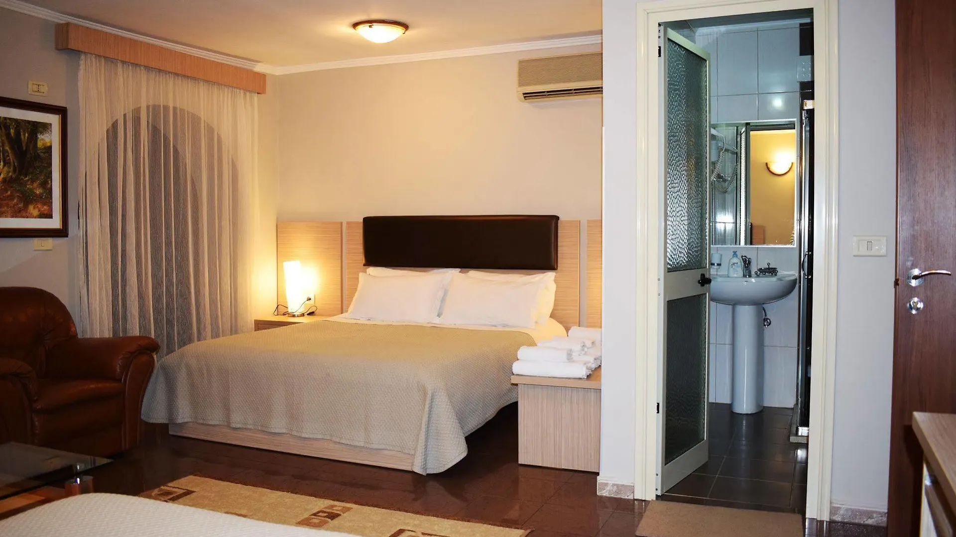 Freddy'S Hotel Tirana 3*,  Albanien