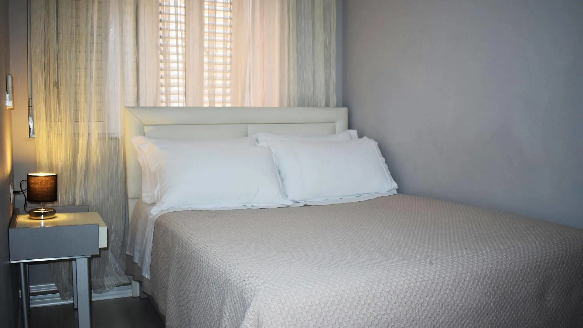 Freddy'S Hotel Tirana